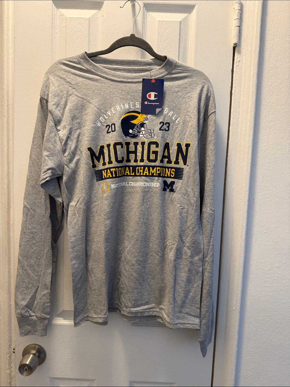 NWT Michigan Wolverines 2023 CPF National Champion Long-Sleeve Tee Size Medium M